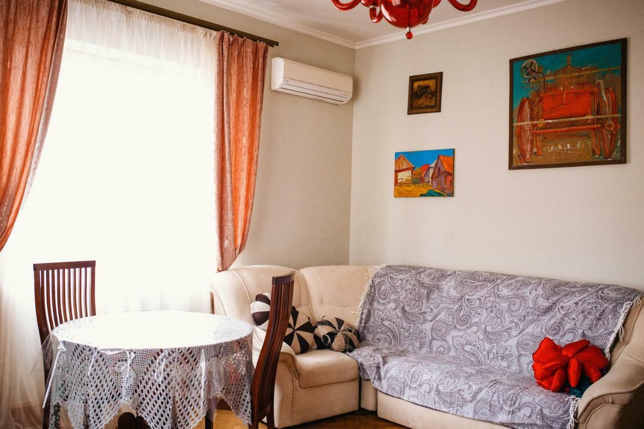 Historical center Apartment Ujhorod Exterior foto