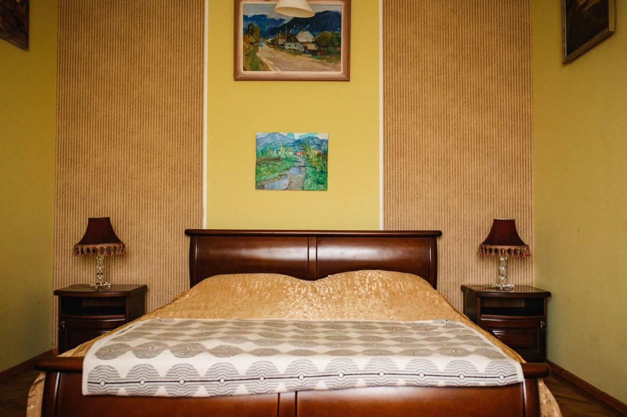 Historical center Apartment Ujhorod Exterior foto